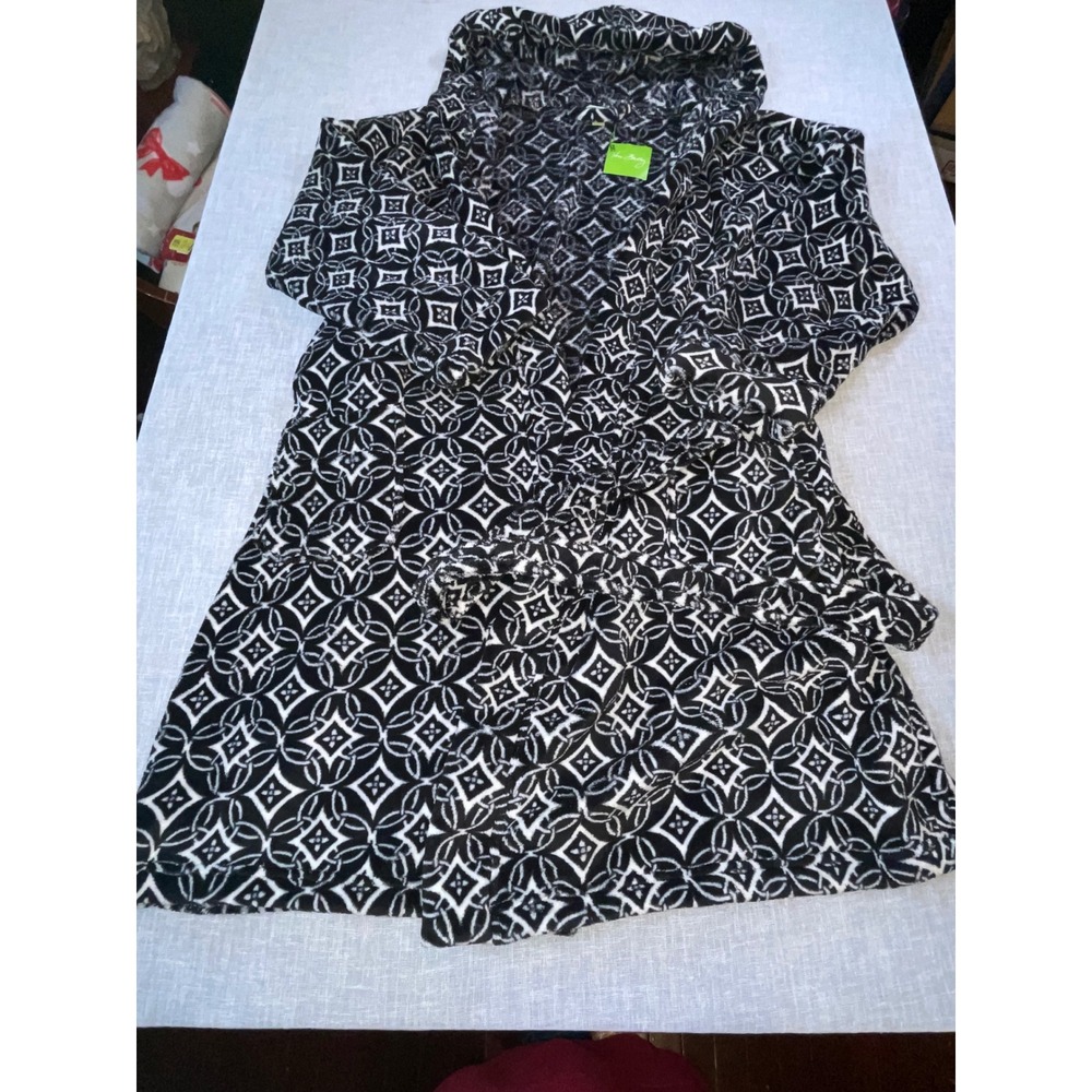 Vera Bradley Hooded Fleece Robe Concerto Black White Geometric S/M 14246-342S-M
